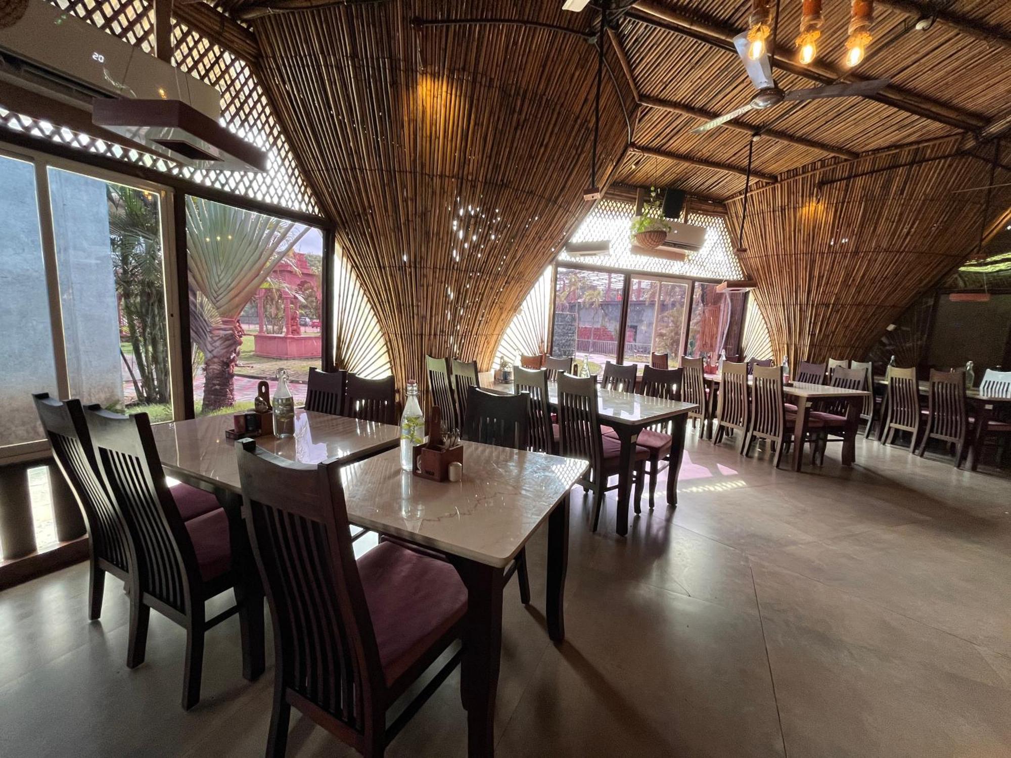 Dan Resorts & Weddings Boisar Exterior foto